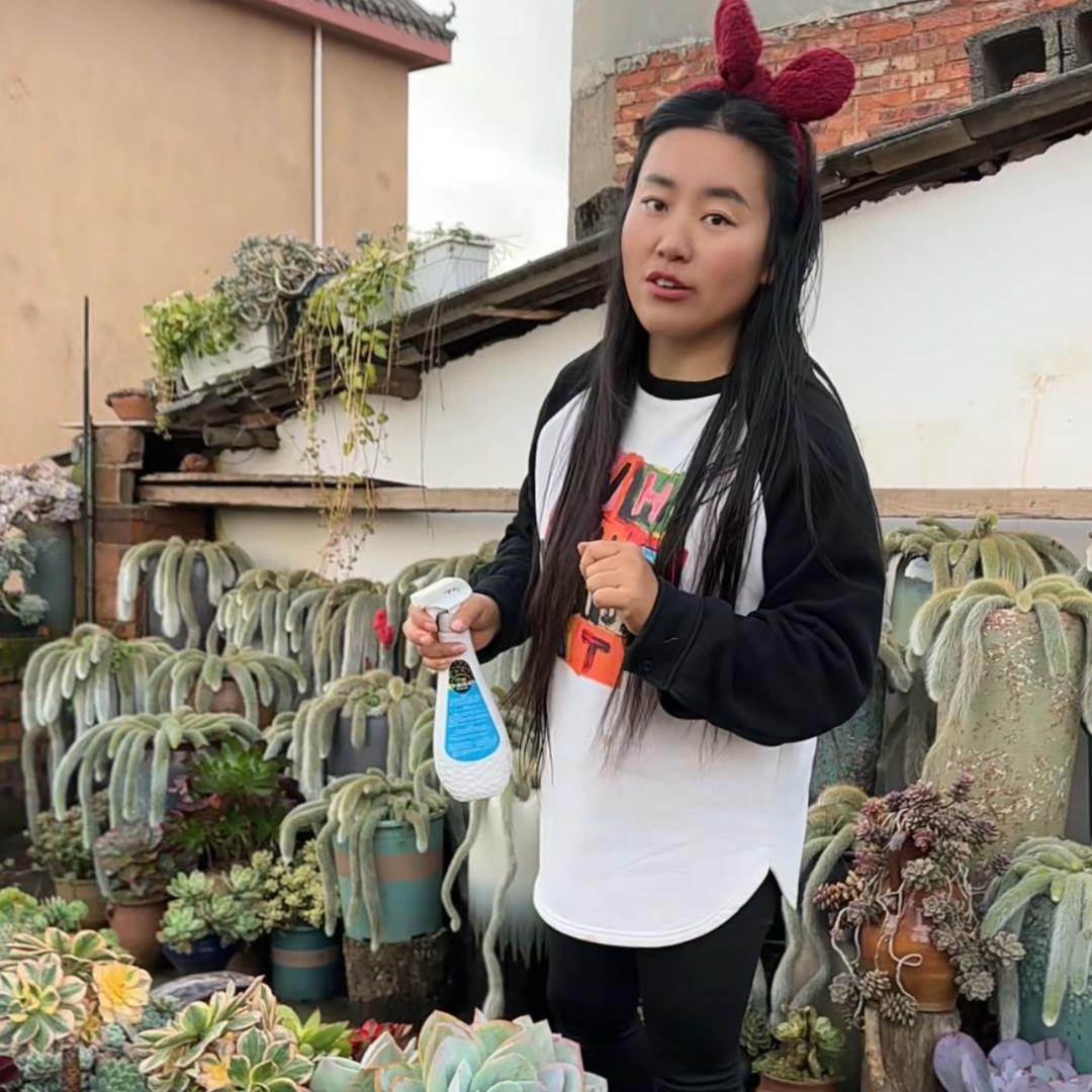 我表姐有个👉小橱窗