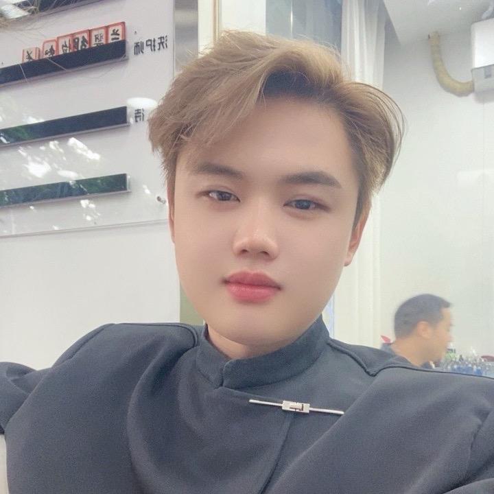 如花家眉纹化吉尔老师