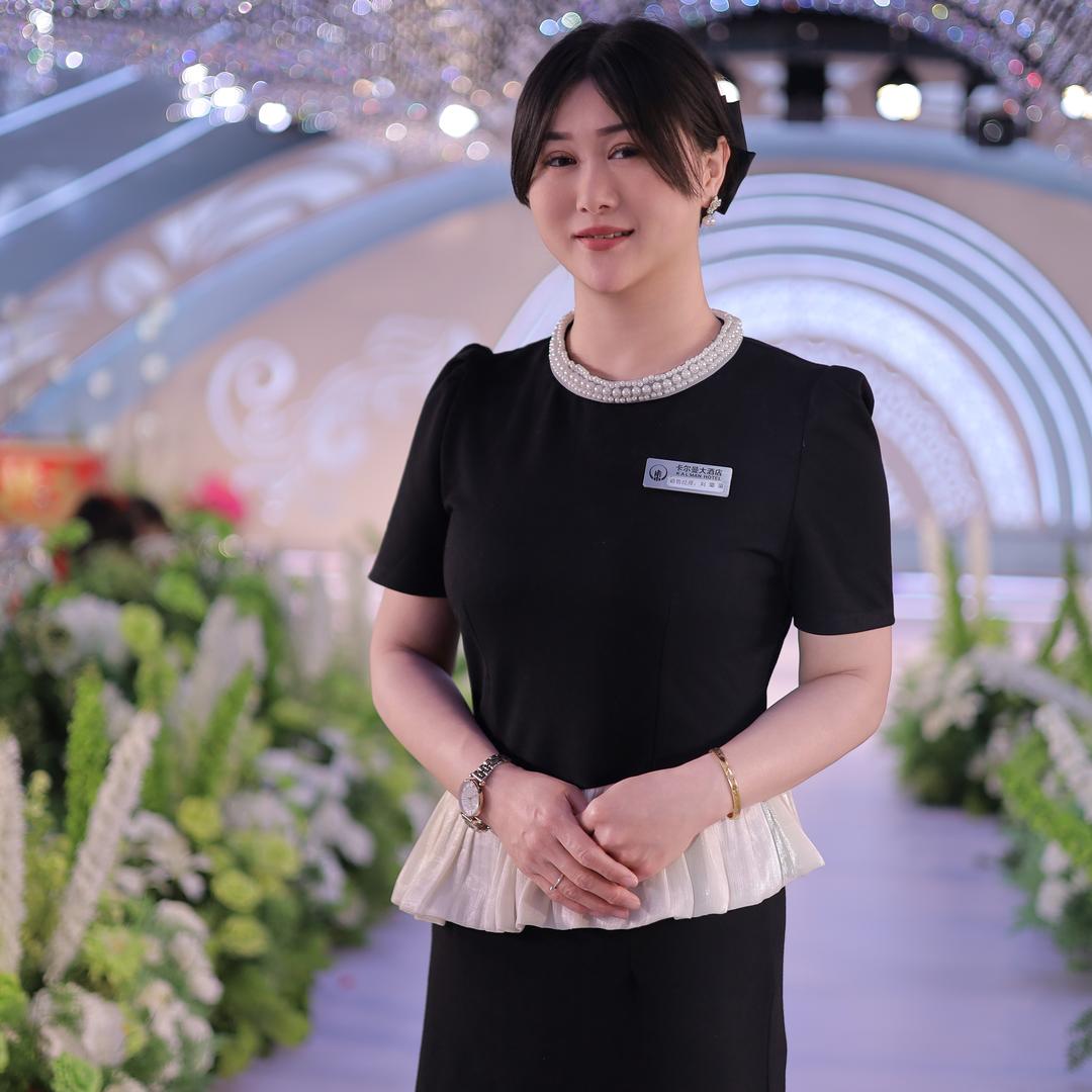 卡尔曼酒店宴会厅婚礼策划—^ _ ^璐璐