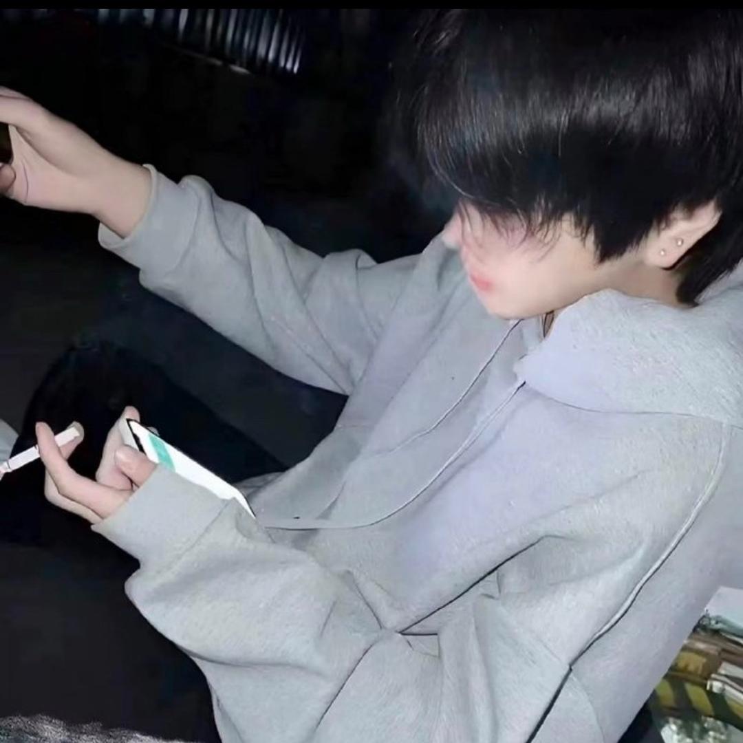 yK