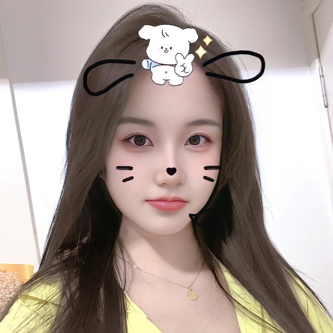 那个女孩🧚‍♀️