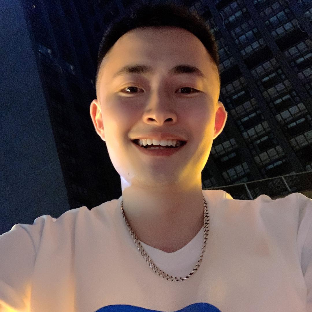 大宝的男装店