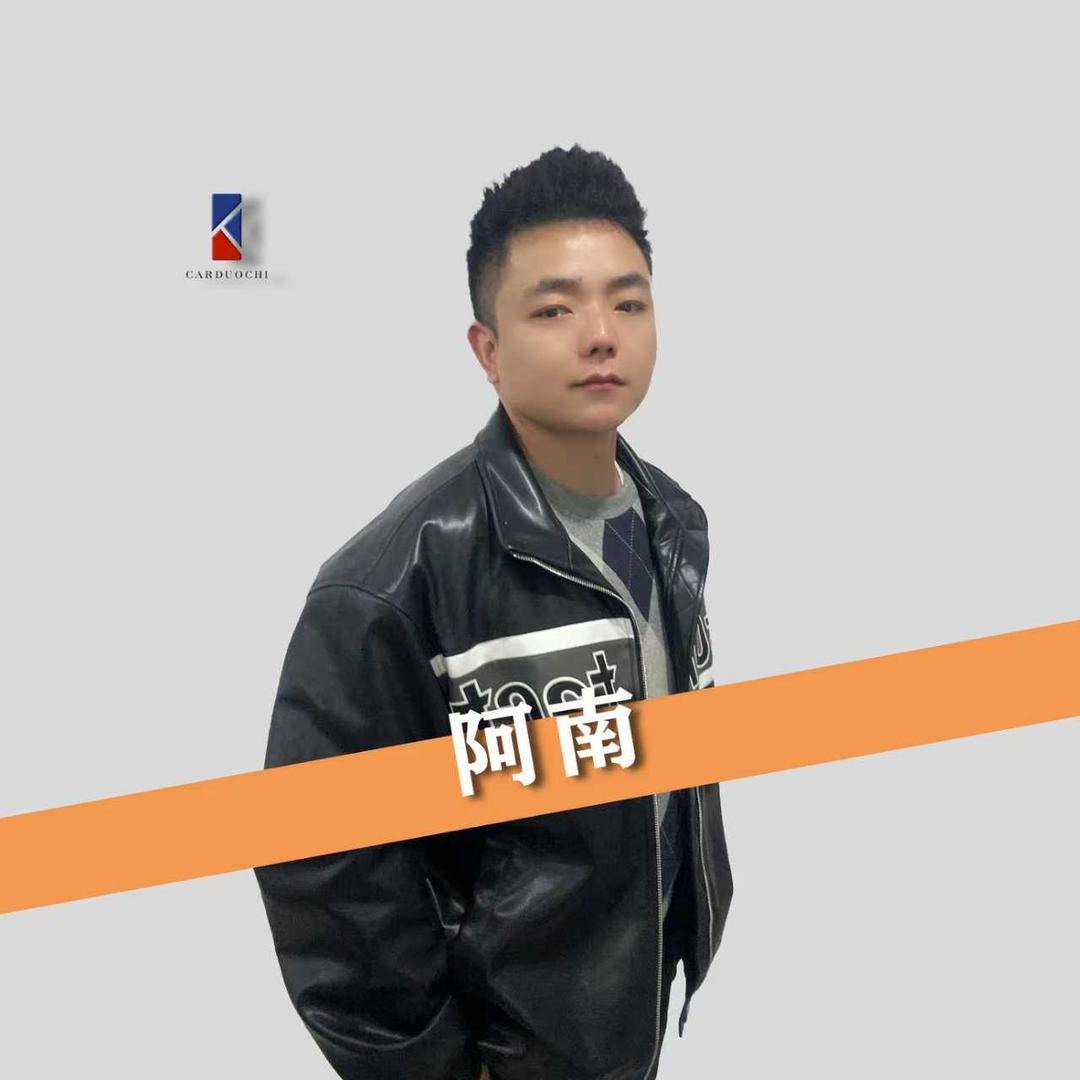 宜宾卡多驰二手车-狗娃