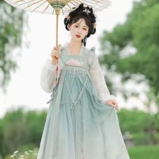 晚柠汉服