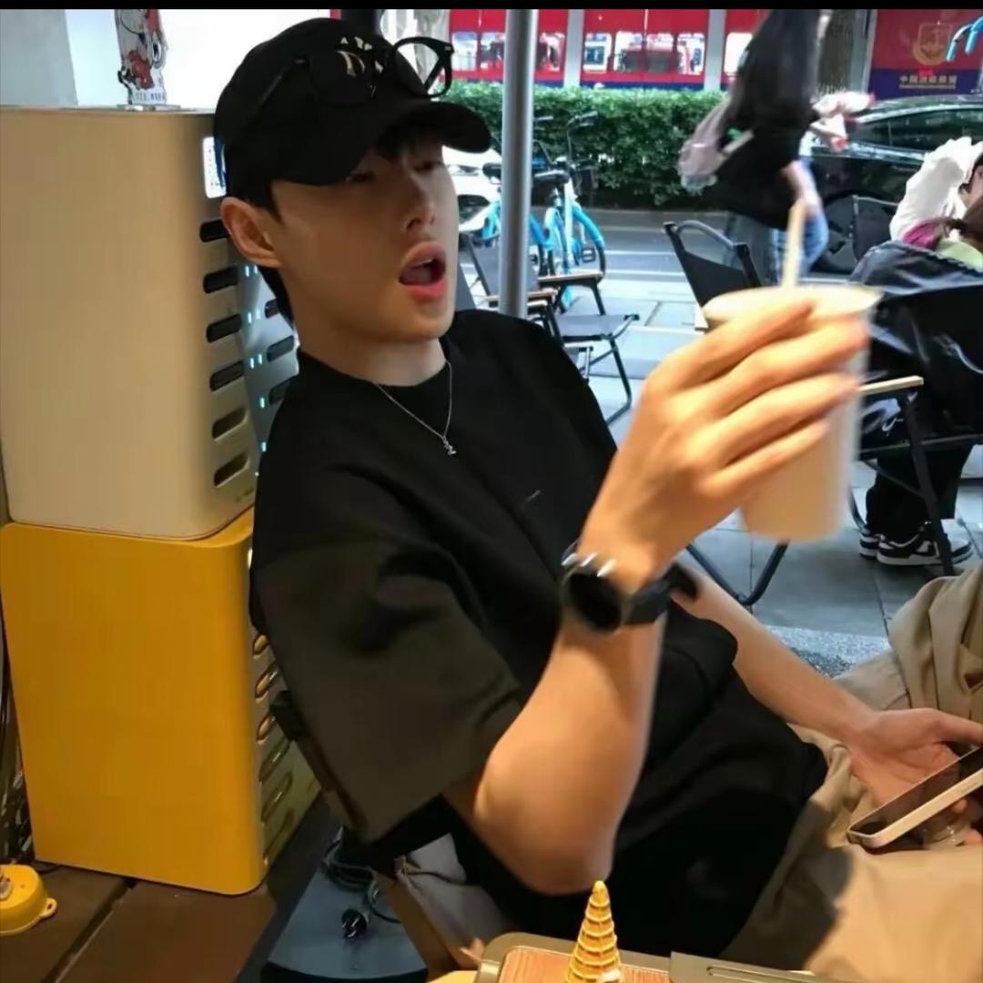 阿豪永不言败（金铲铲搭子）