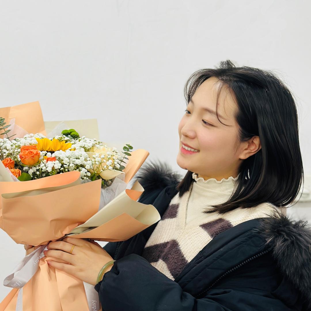 小朱老师吃吃吃