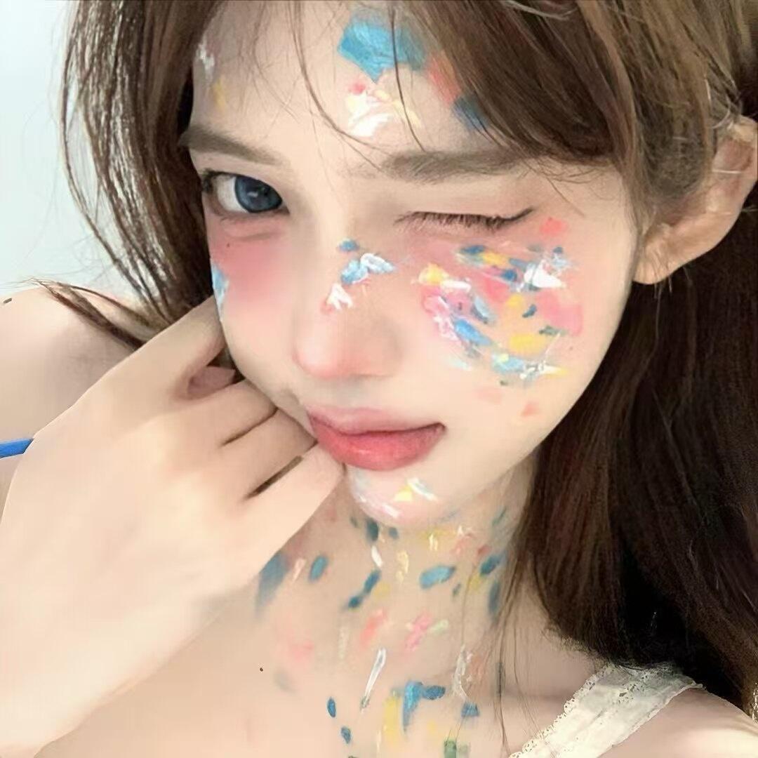 曼曼 .