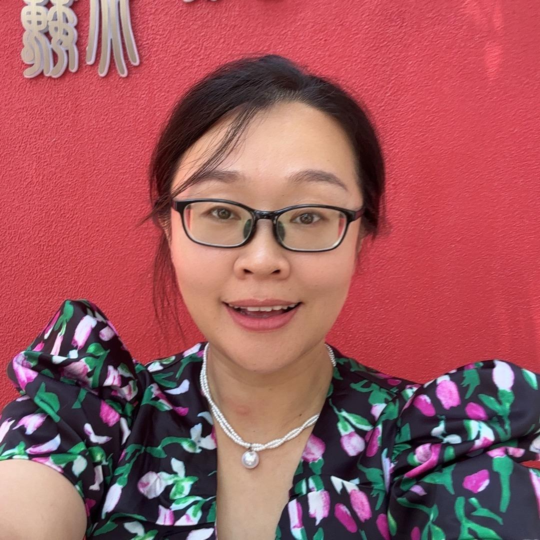 洛邑古城民宿老板娘冉冉