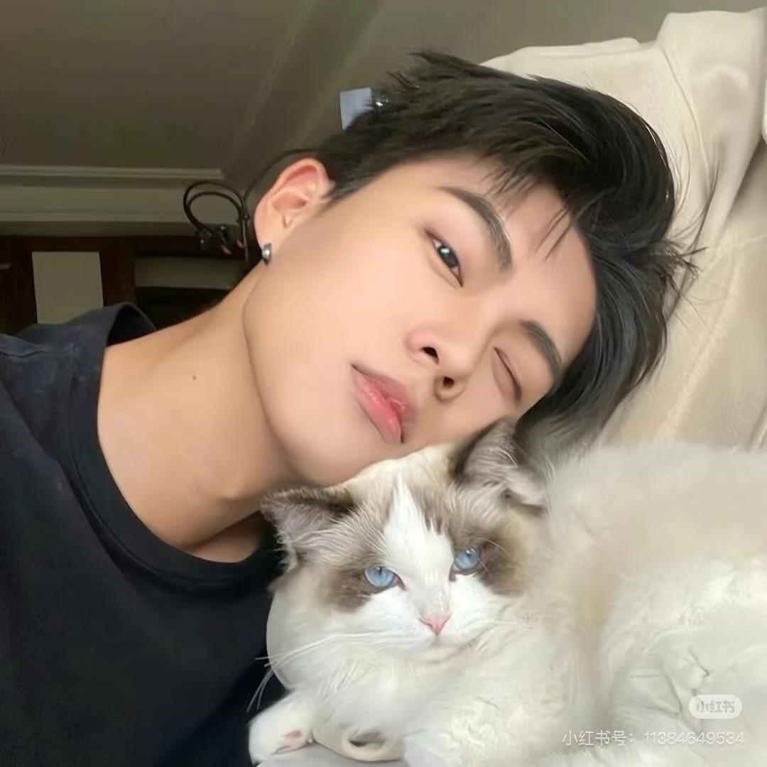 我的眼睛不小😯