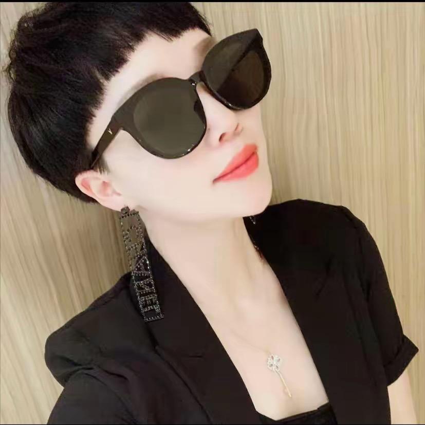 好运莱高端服饰