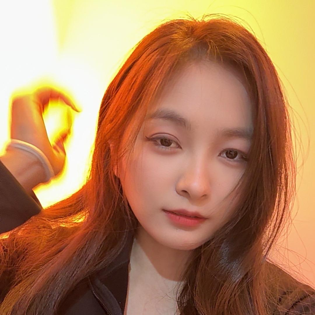 笑笑（圣女团🔥）
