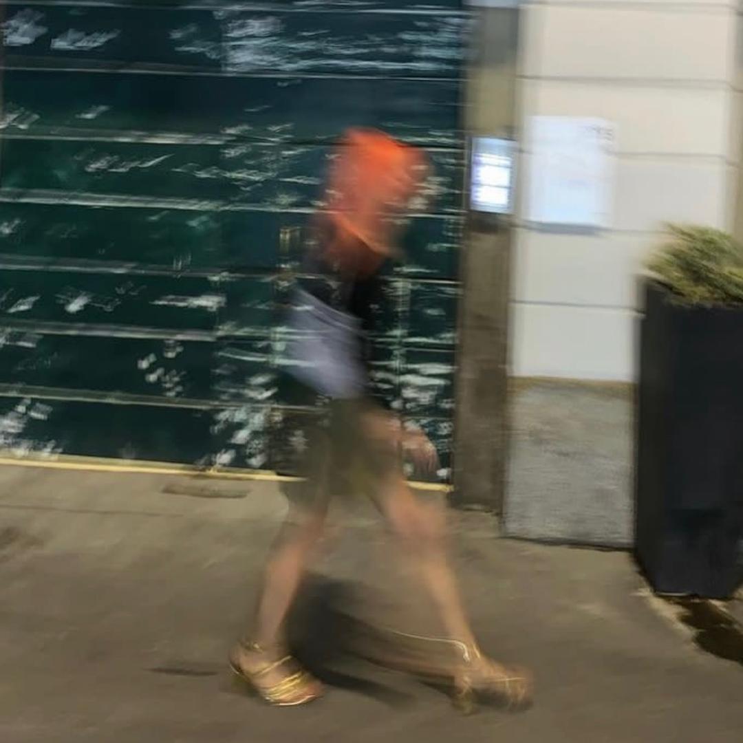 三三与