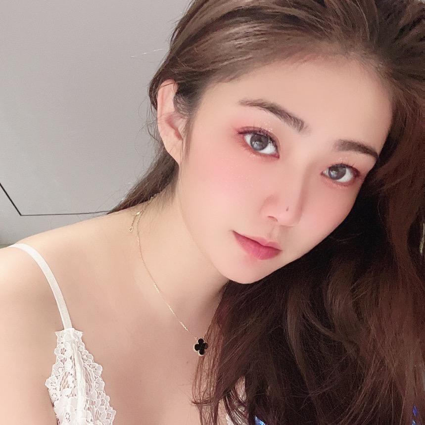 🌸 我很正。