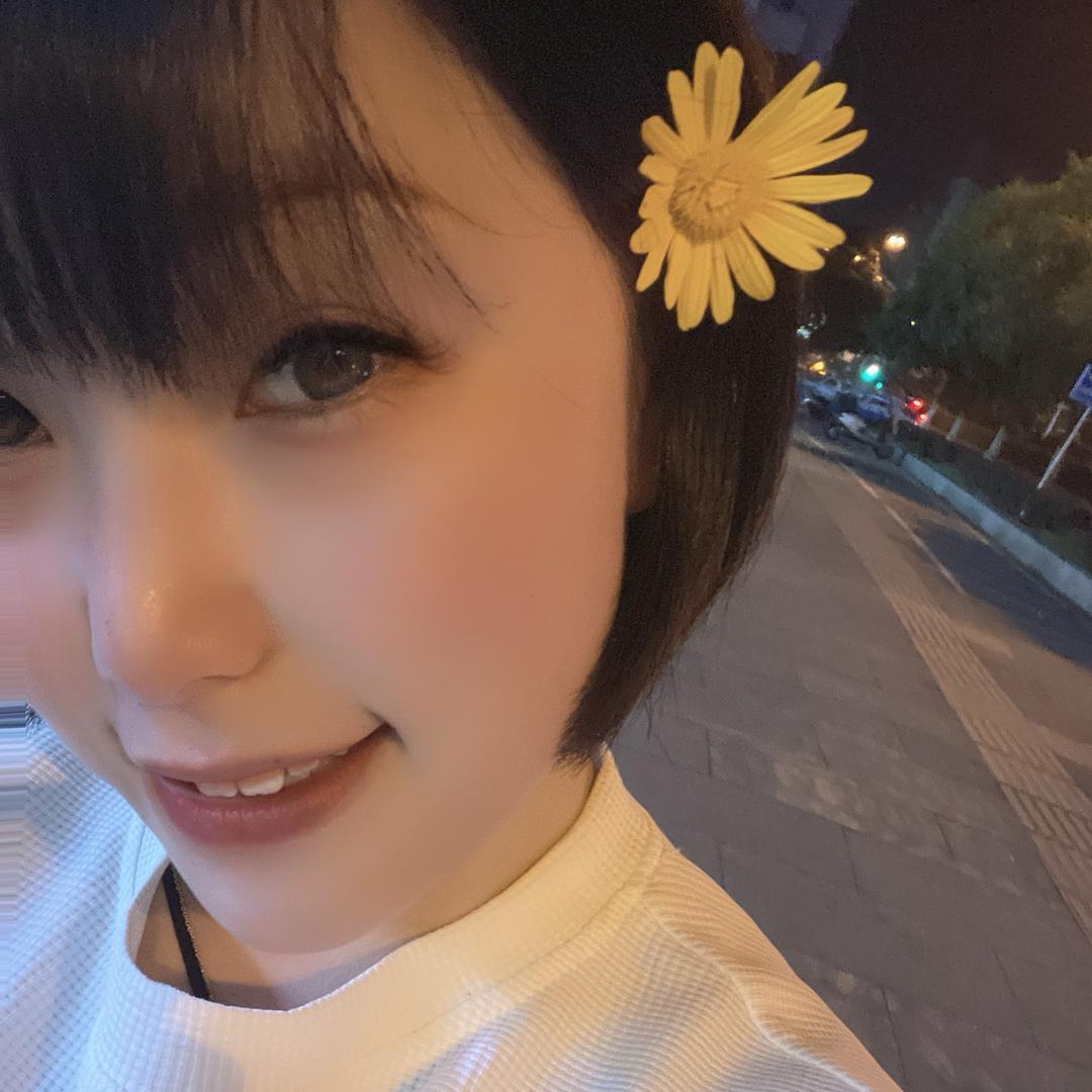 🌻媛滚滚。