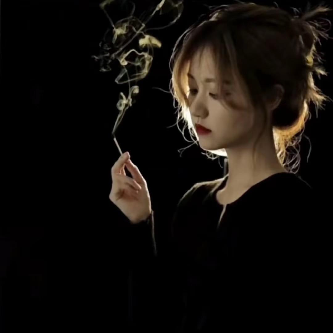 花: H•͈ᴗ•͈𝓪ᥫᩣ