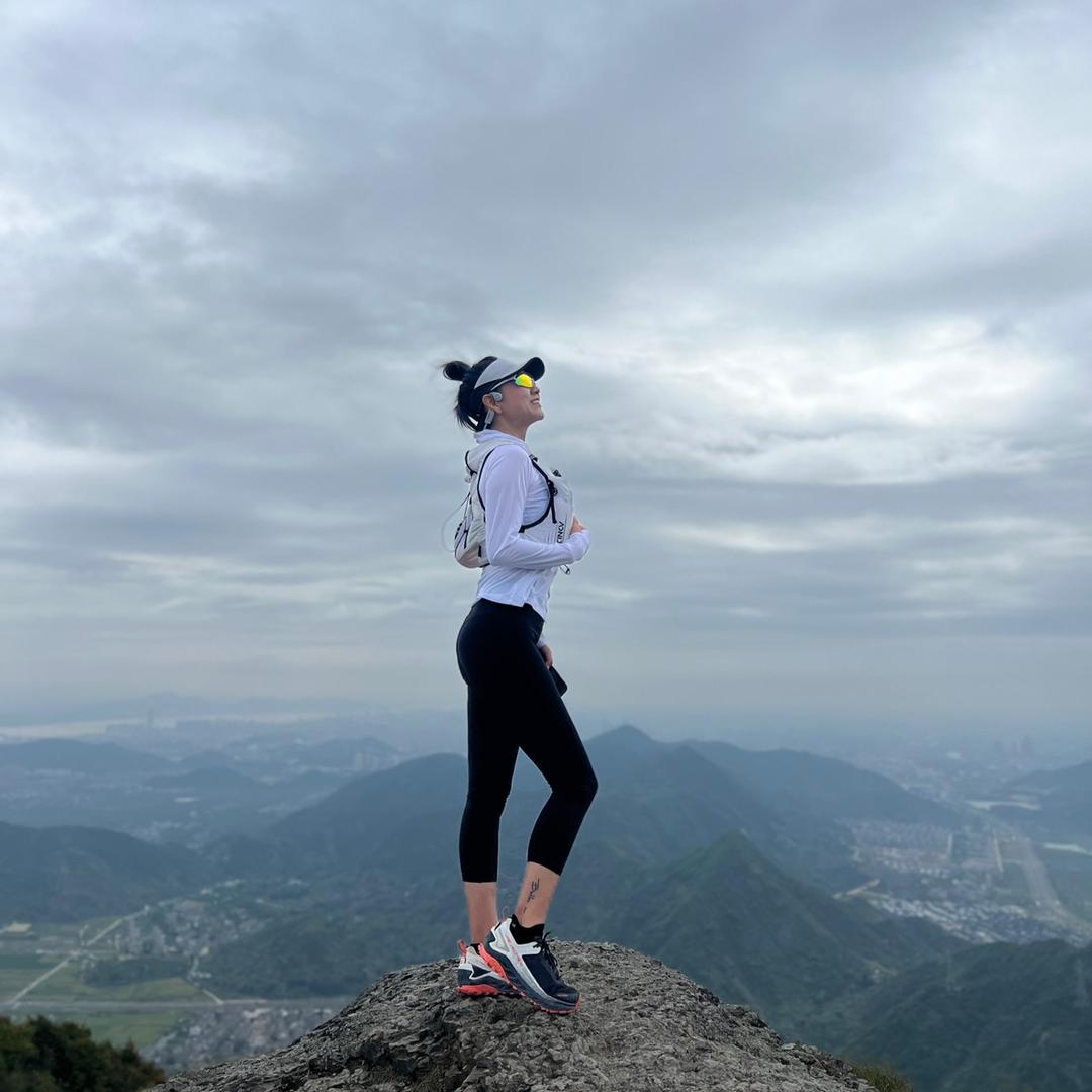 跑道上的Li-