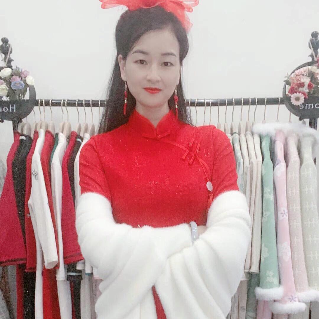 艺美斯服饰