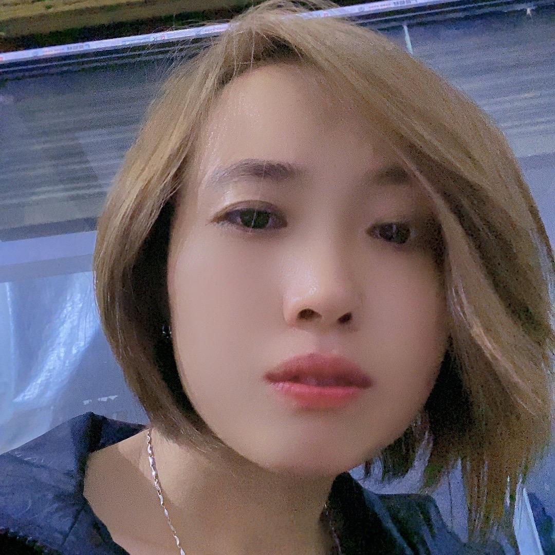 山咔咔的小妹