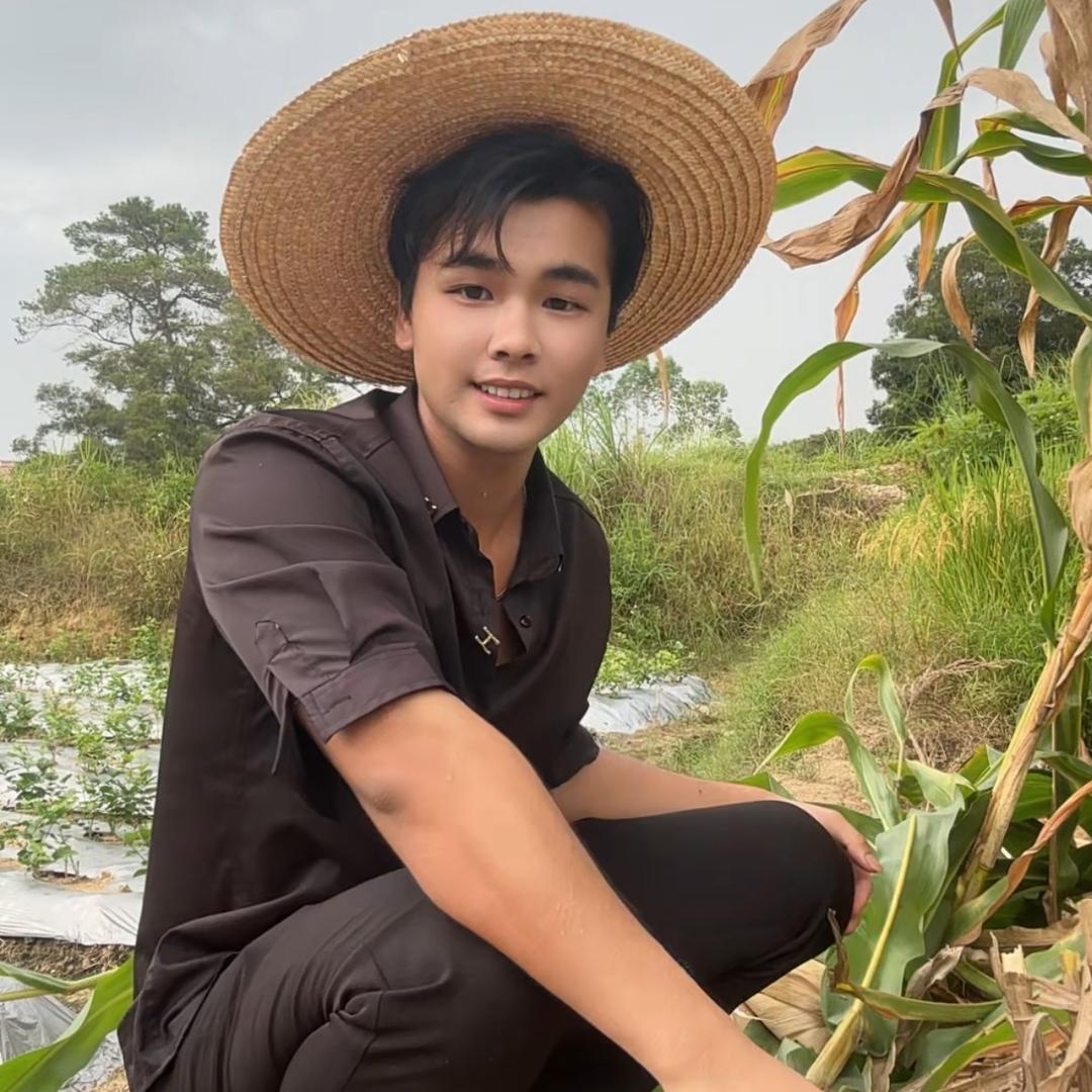 小廖💫（广西男孩）