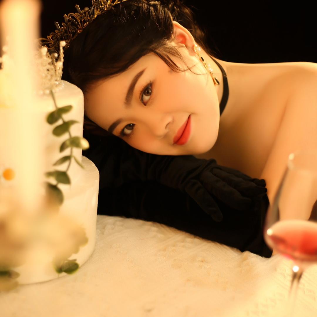 小妖吃吃吃