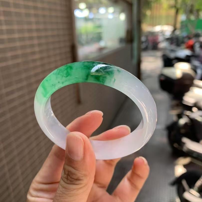 熹豪手镯工厂店