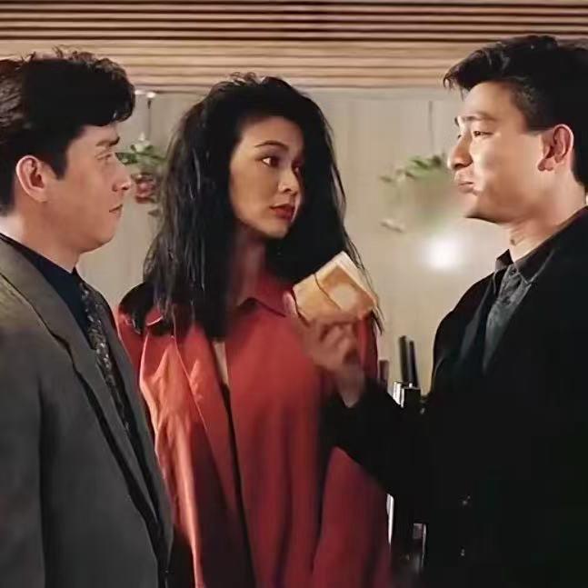 ▍丶黑白中的一抹酒红ぜ