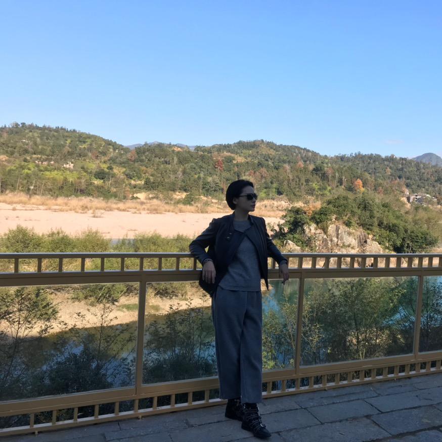 阳妞的哥哥阳公子