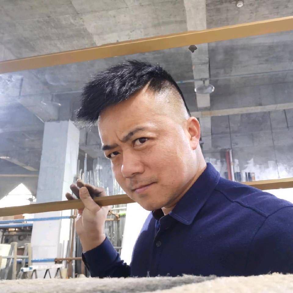 云凤巧手皮革门