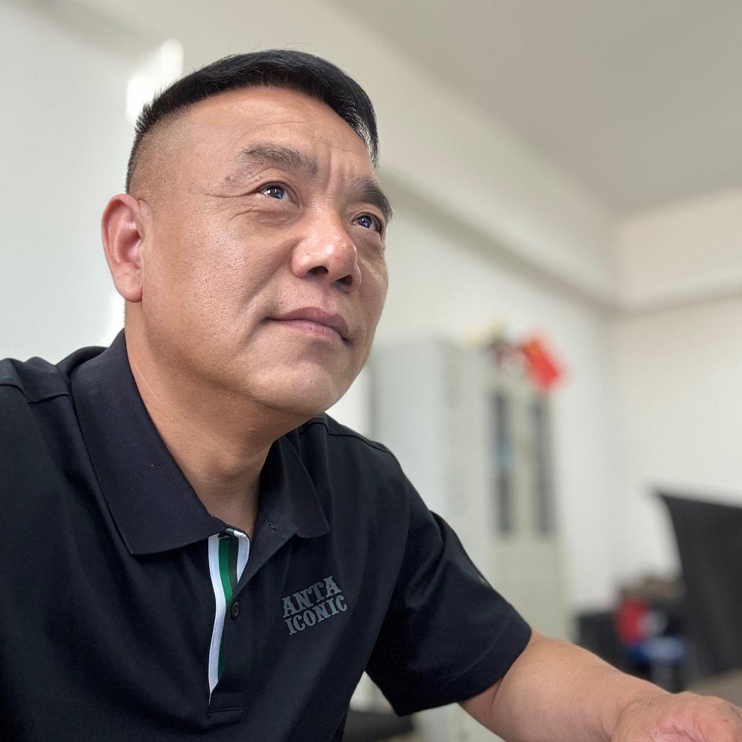 老  三  （河南曹大娘）