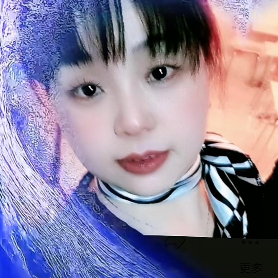 白雪裴裴诚信走天下快乐聊天唱歌