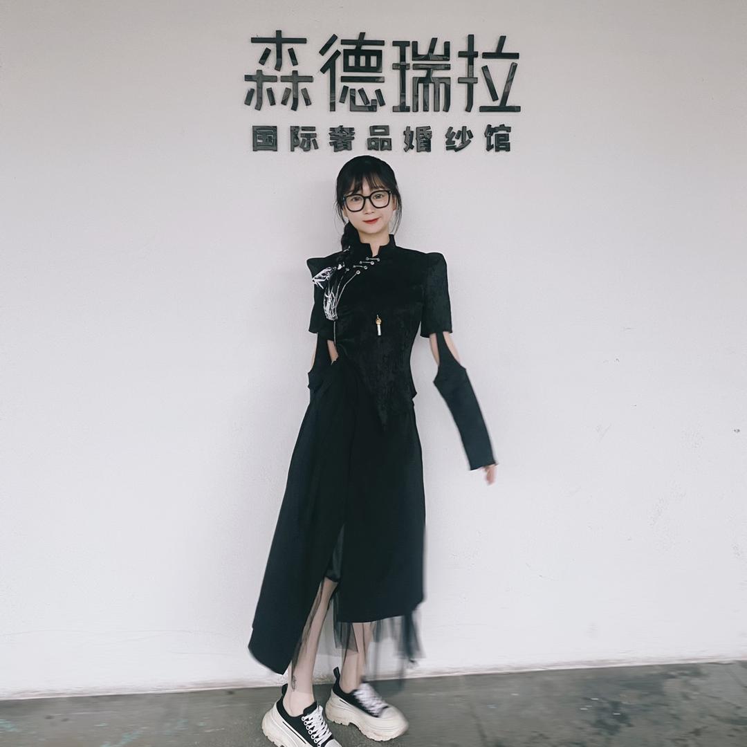 十堰森德瑞拉婚纱—龚小慧