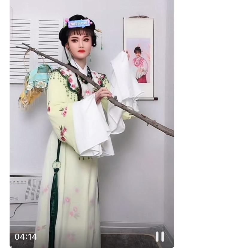 小林是个吃货