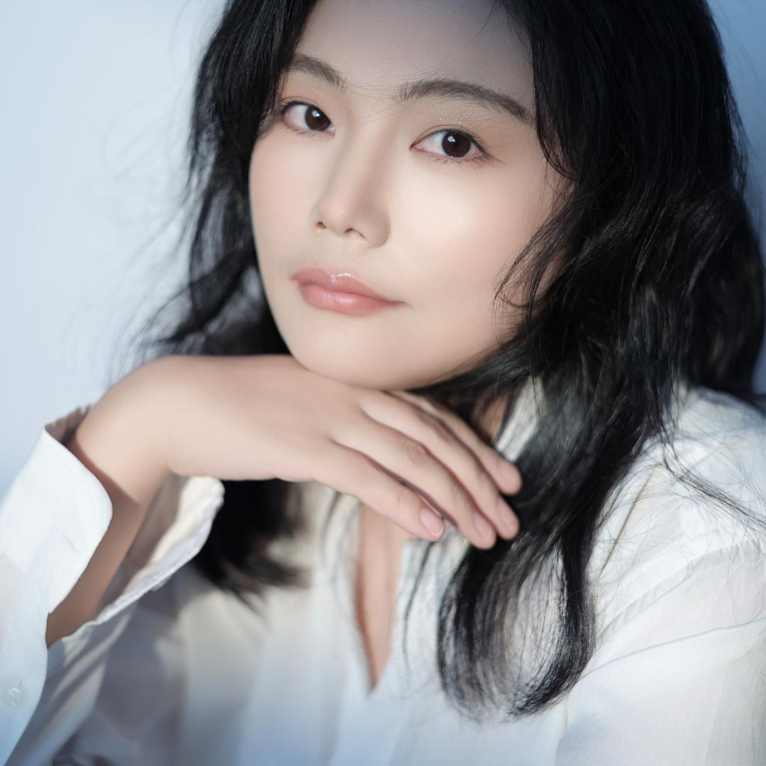 知倩倩吖