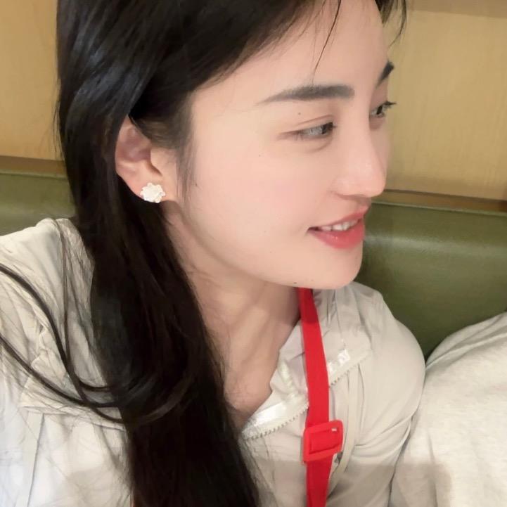 小哄