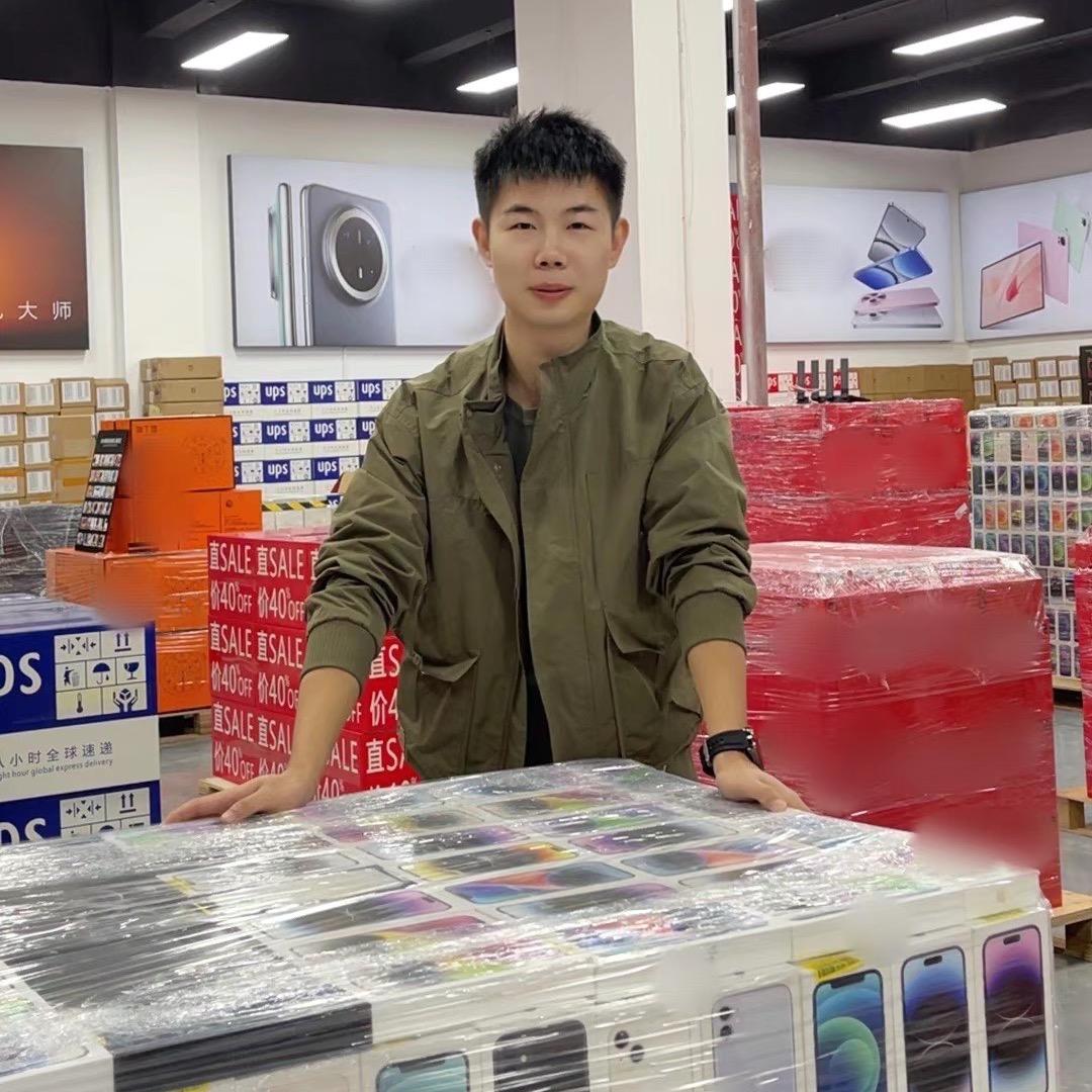 阿伟数码仓