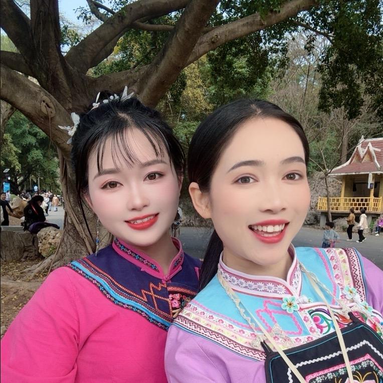 三 斤 （  韦忠秀团  ）