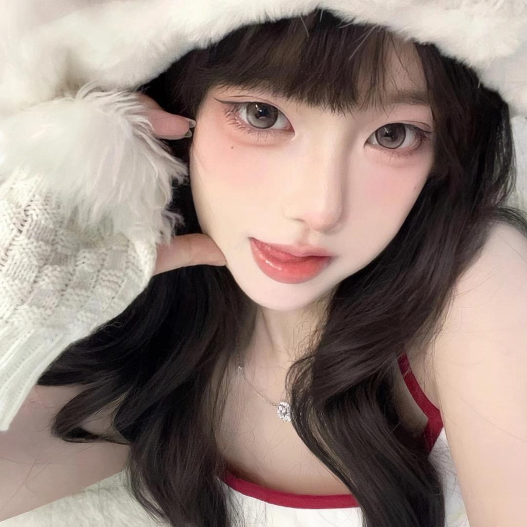 兴奋的大马猴