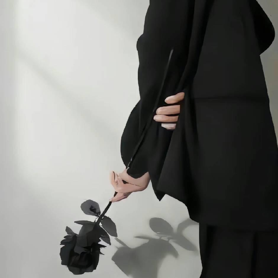 𝓡𝓸𝓼𝓮𝔂𝓪