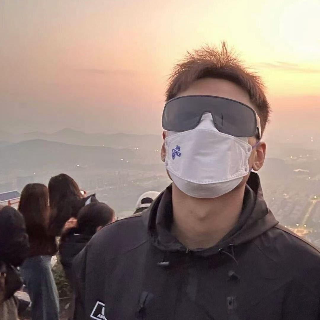 陪我看海吧.