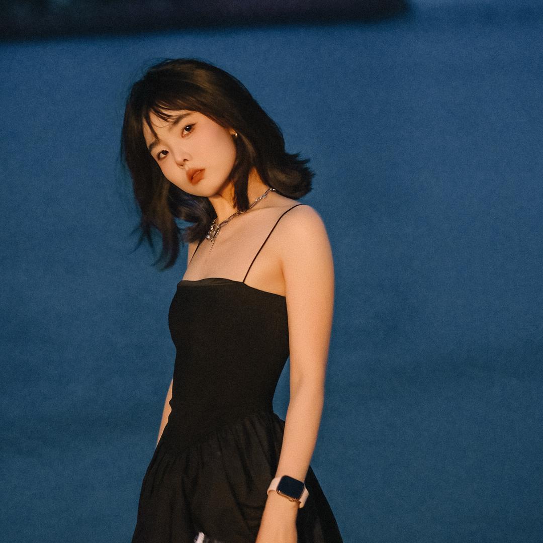 7+化妆师   贝贝