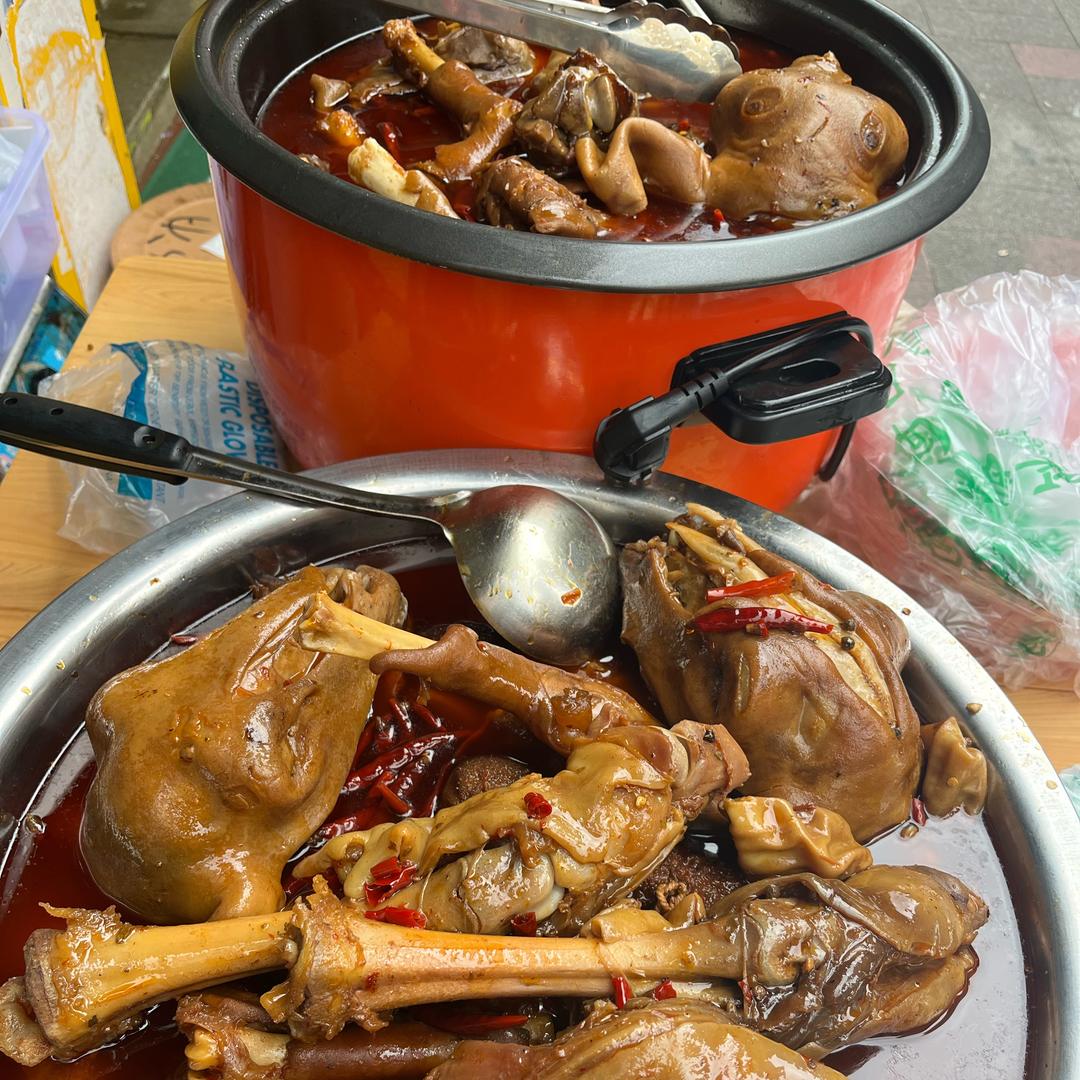 乐山辣卤牛羊蹄