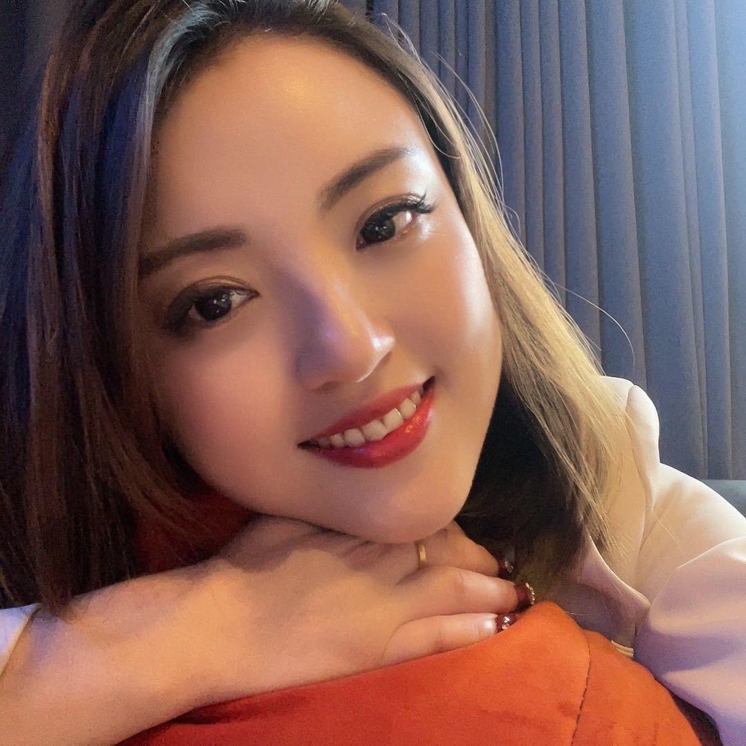 👑蒋大小姐～🍷💃😘