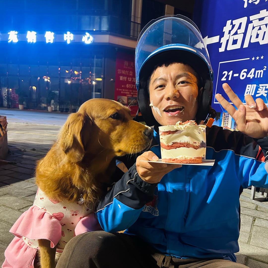 嘴儿哥和他的毛娃们