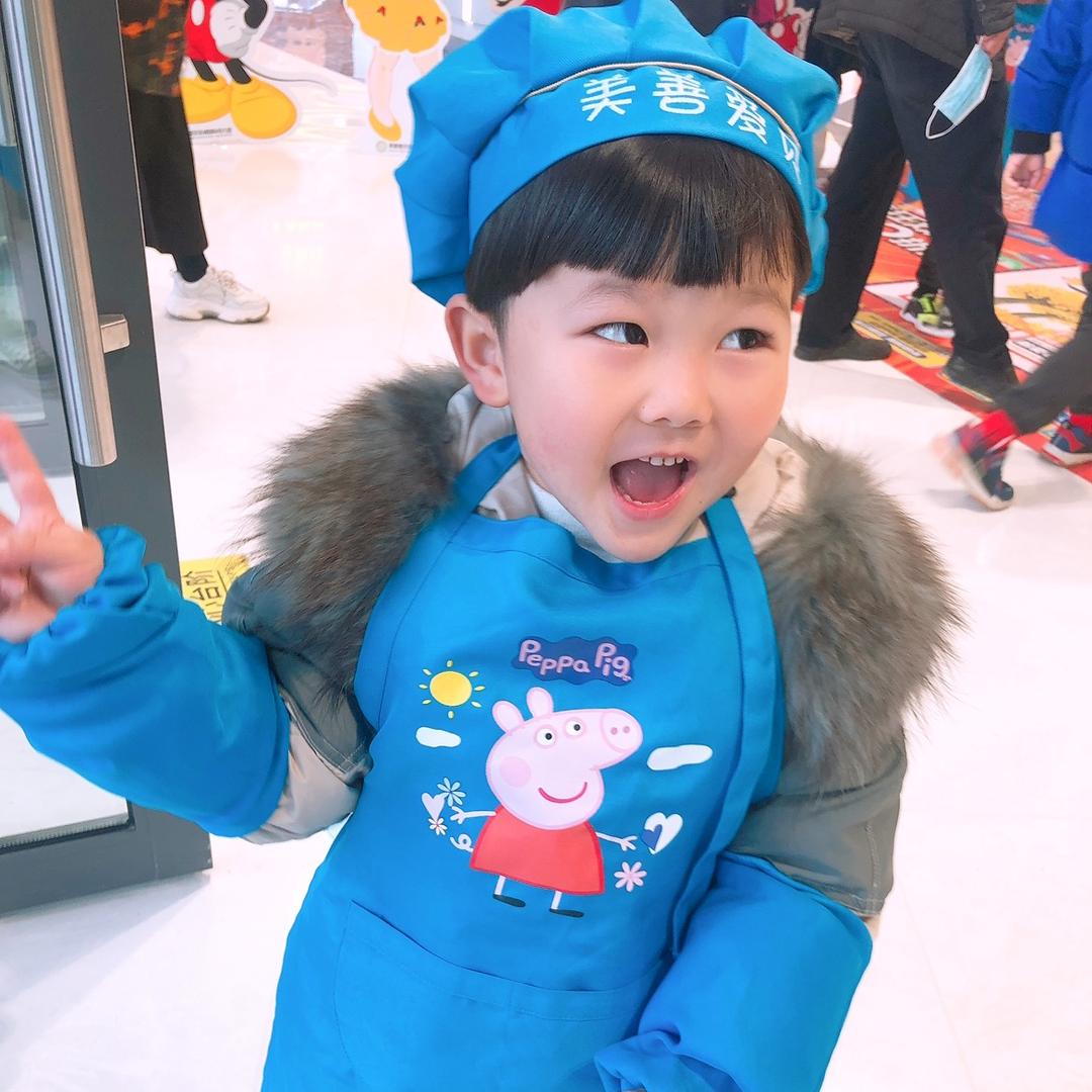 邱小胖胖胖👶