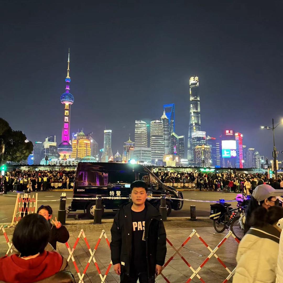 言多必失。