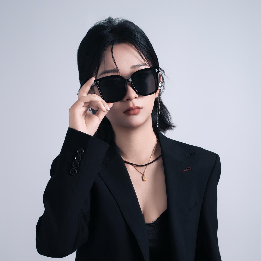 琪妹 云南娟子女儿