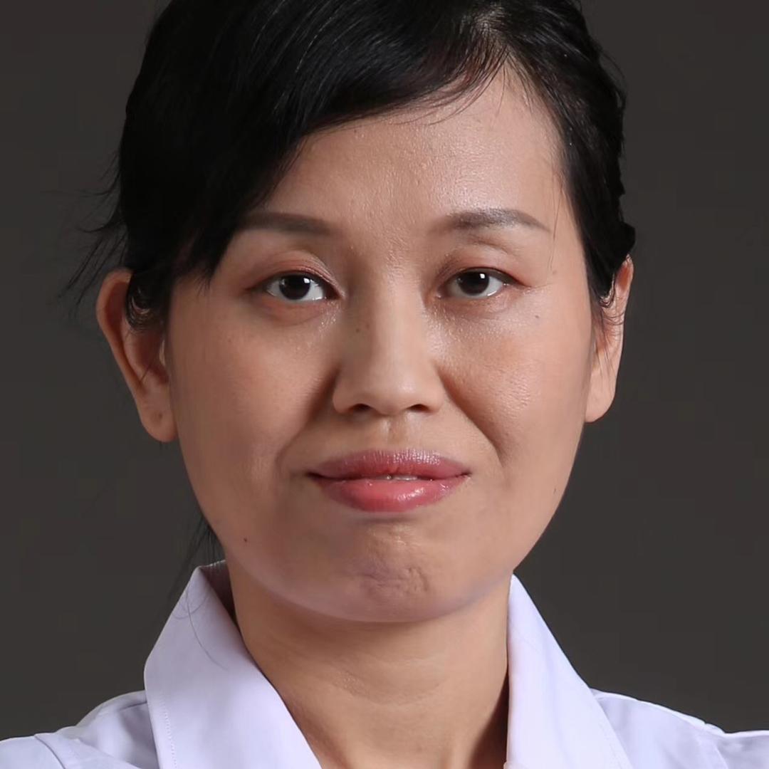 中医科李亚茜