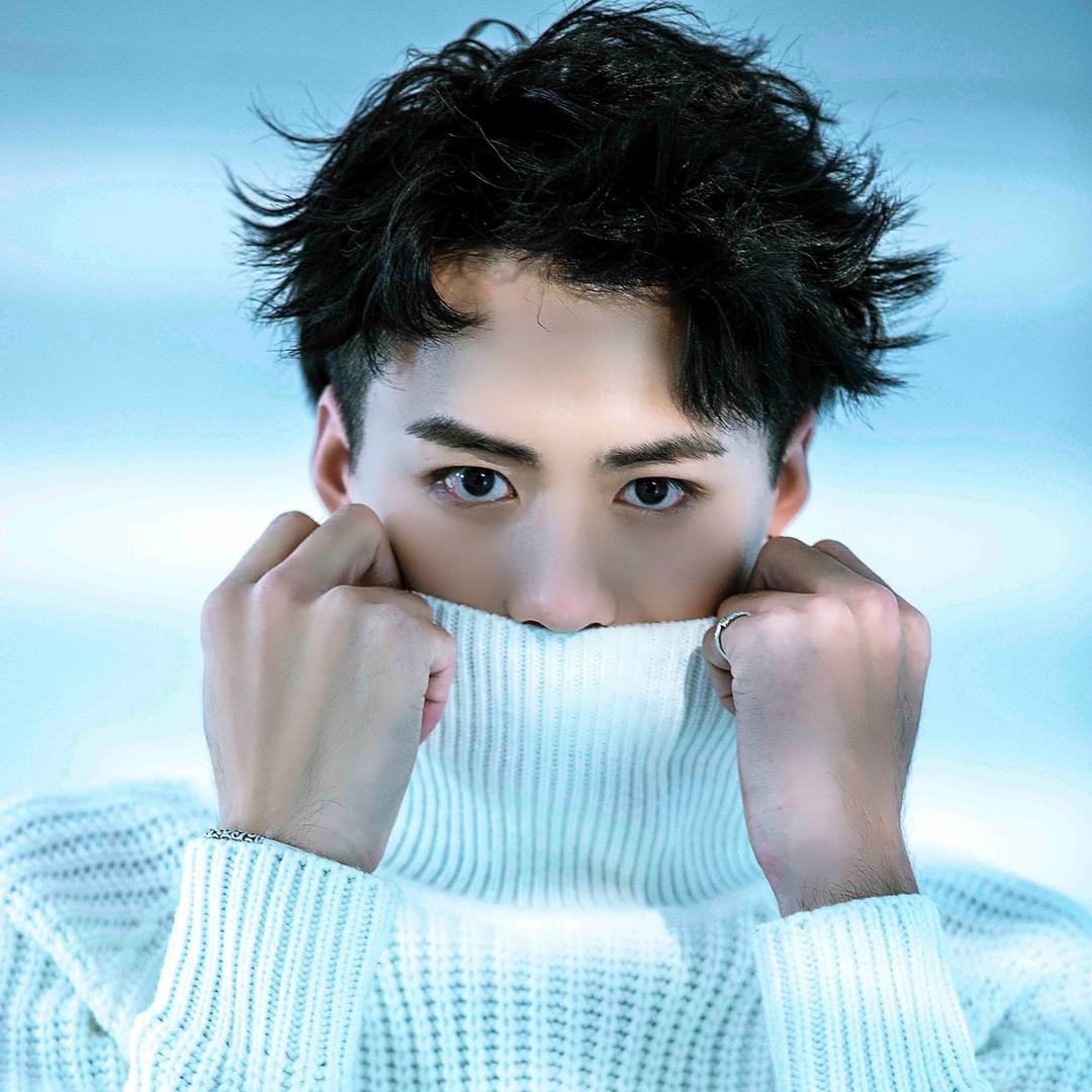 饿坏了的北极熊🌎