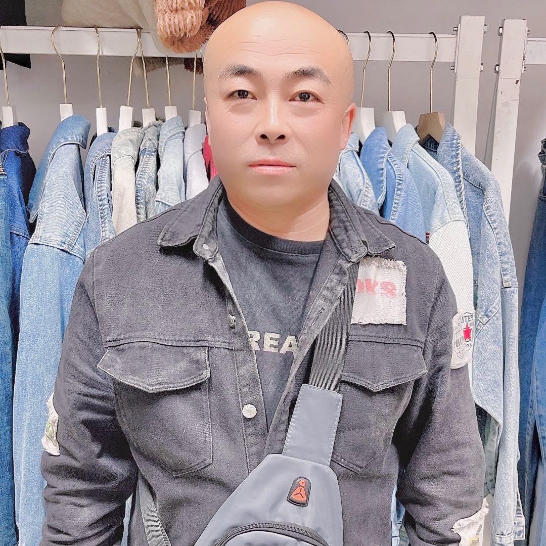 超哥服装库存尾货