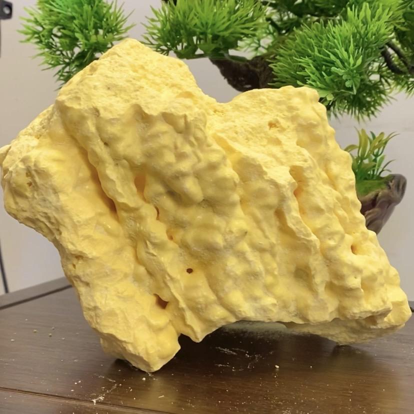 天然矿石.